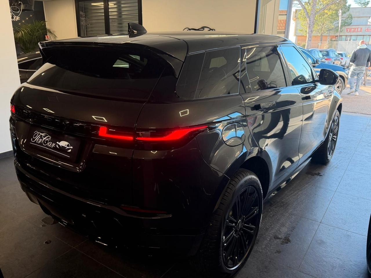 RANGE ROVER EVOQUE DARK EDITION EIGER GREY 2.0D MHEV AWD 163CV ANNO 2026