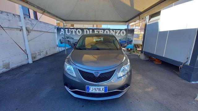 LANCIA - Ypsilon - 1.2 69 CV 5p. Silver