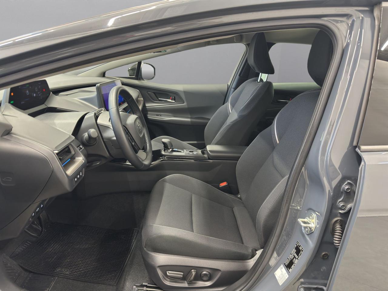 Toyota Prius 2.0 phev Lounge