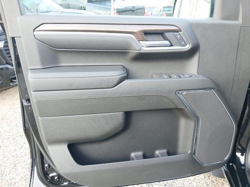 Chevrolet Silverado Silverado crew cab 6.2 V8 ecotec3 Trail Boss 420cv auto