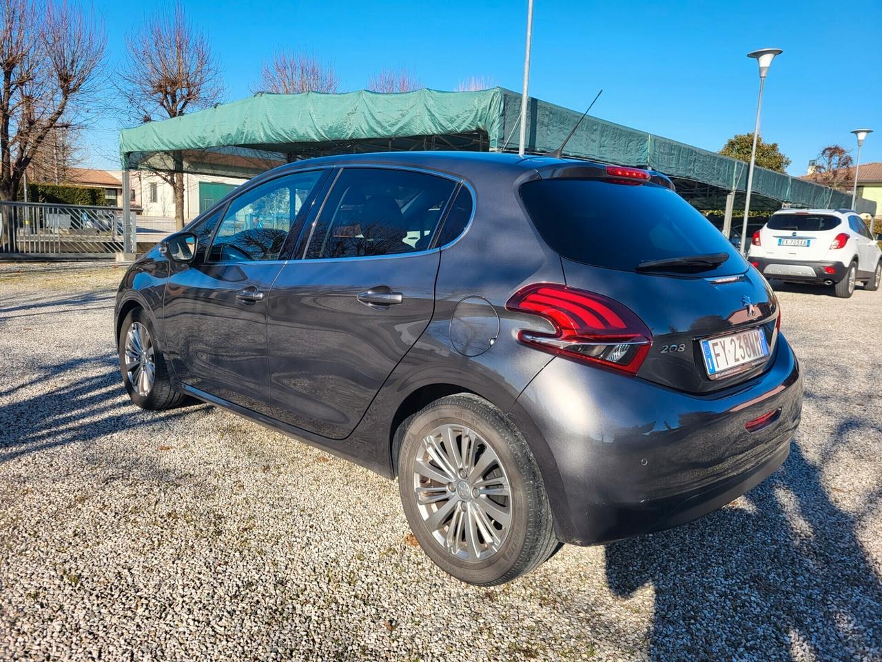 Peugeot 208 PureTech 82 5 porte Allure GPL