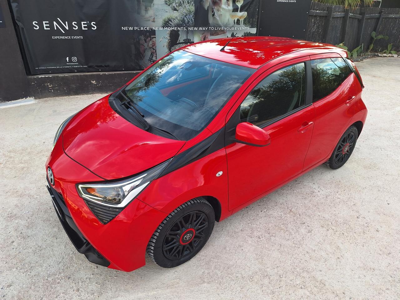 Toyota Aygo 1.0 VVT 5 porte x-play 2019 PERFETTA