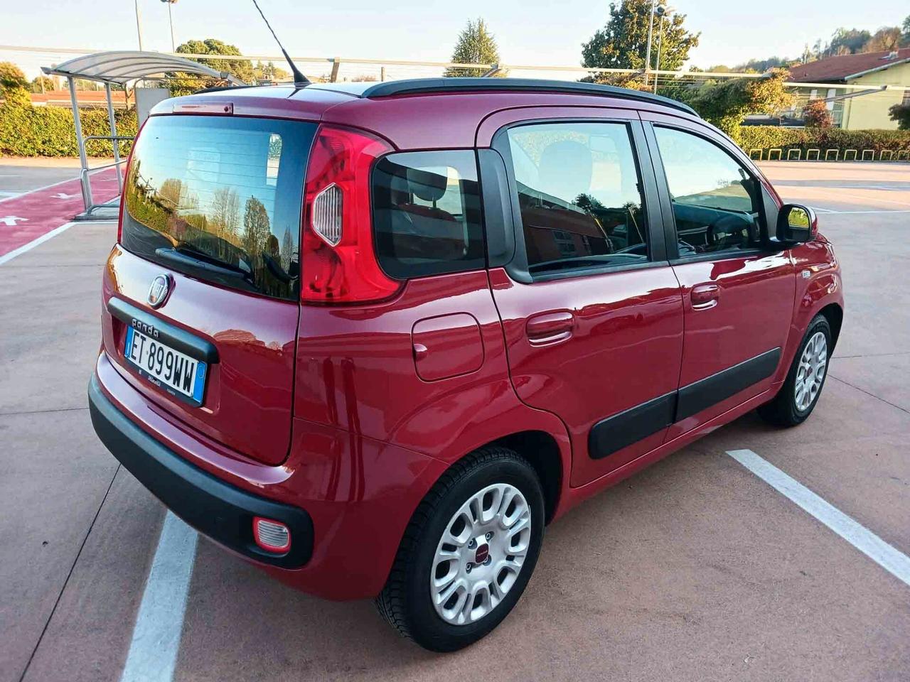 Fiat Panda 1.2 Lounge - PERFETTA