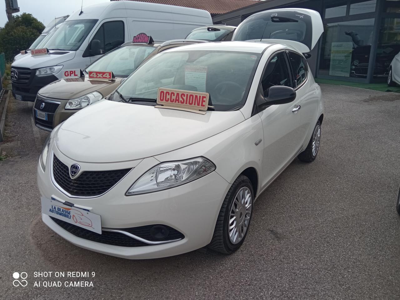 Lancia Ypsilon 1.3 MTJ 5P 95CV NEOPATENTATI SILVER
