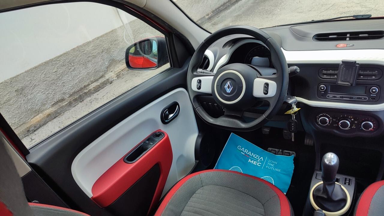 RENAULT Twingo