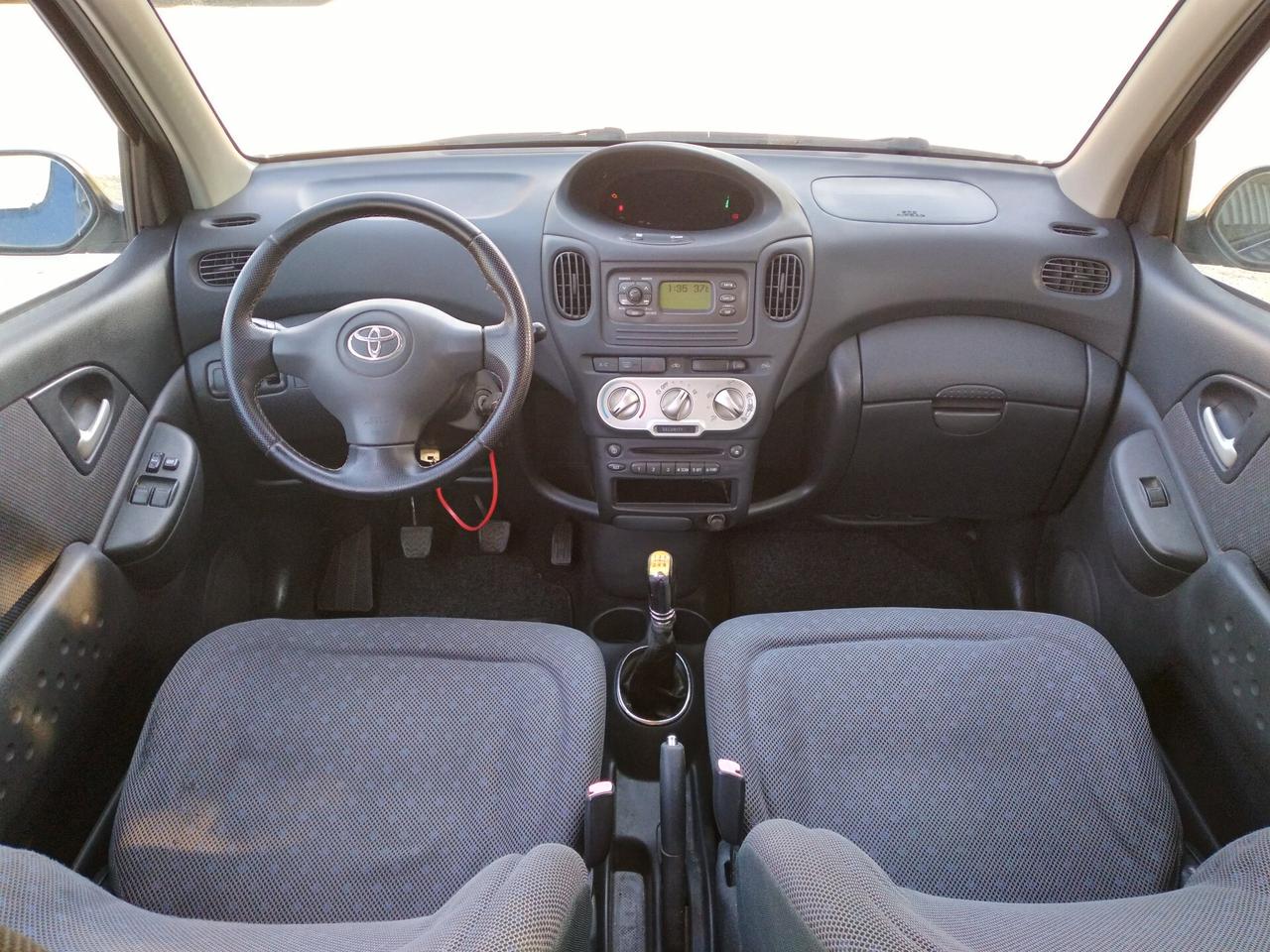 Toyota Yaris Verso 1.4 Tdi D-4D cat Sol '03