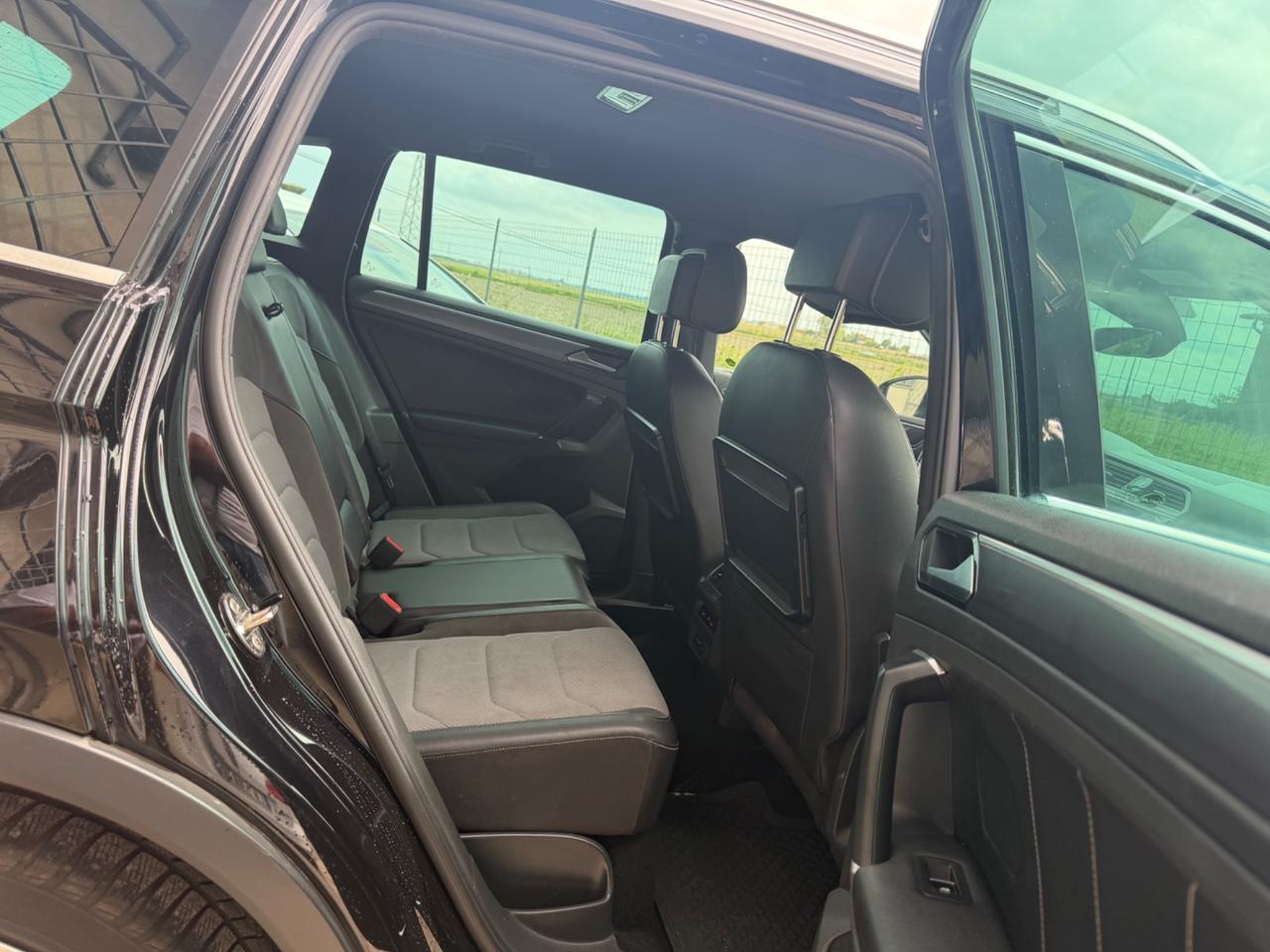 Volkswagen Tiguan 2.0 BiTDI SCR DSG 4MOTION Advanced R-Line BMT