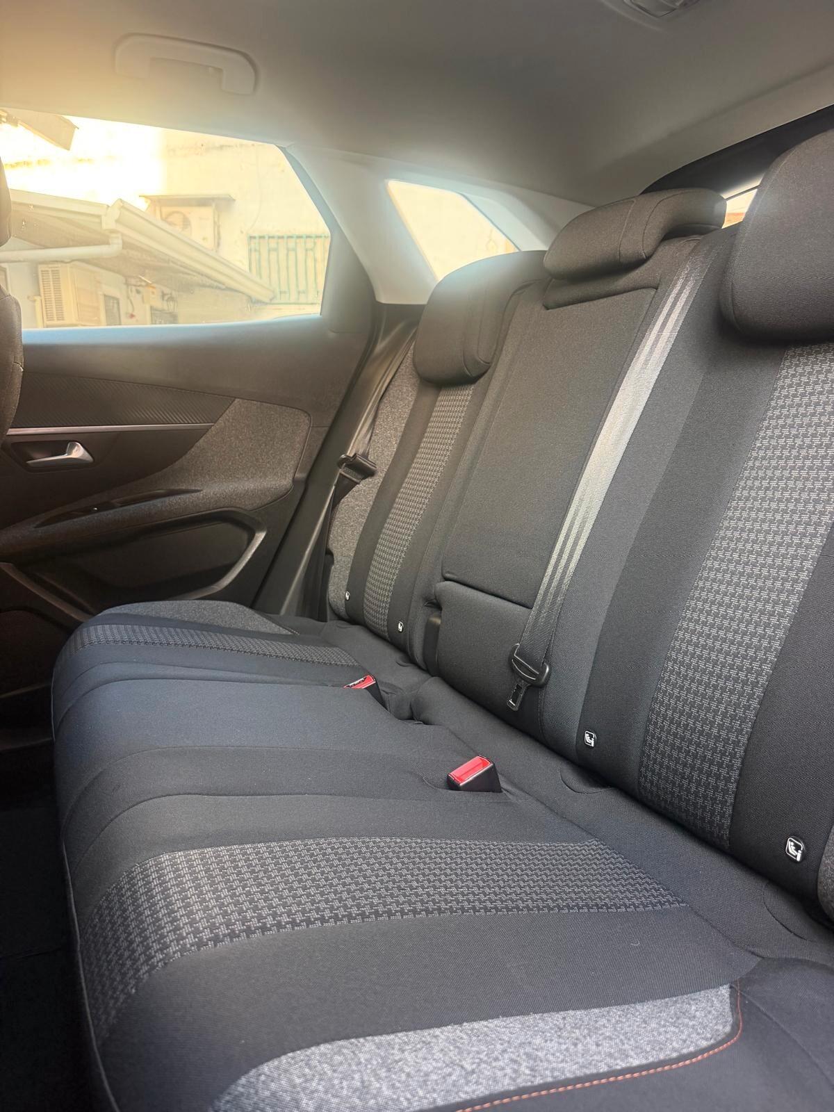 Peugeot 3008 1.5 BlueHDI 130cv S&S Active business manuale