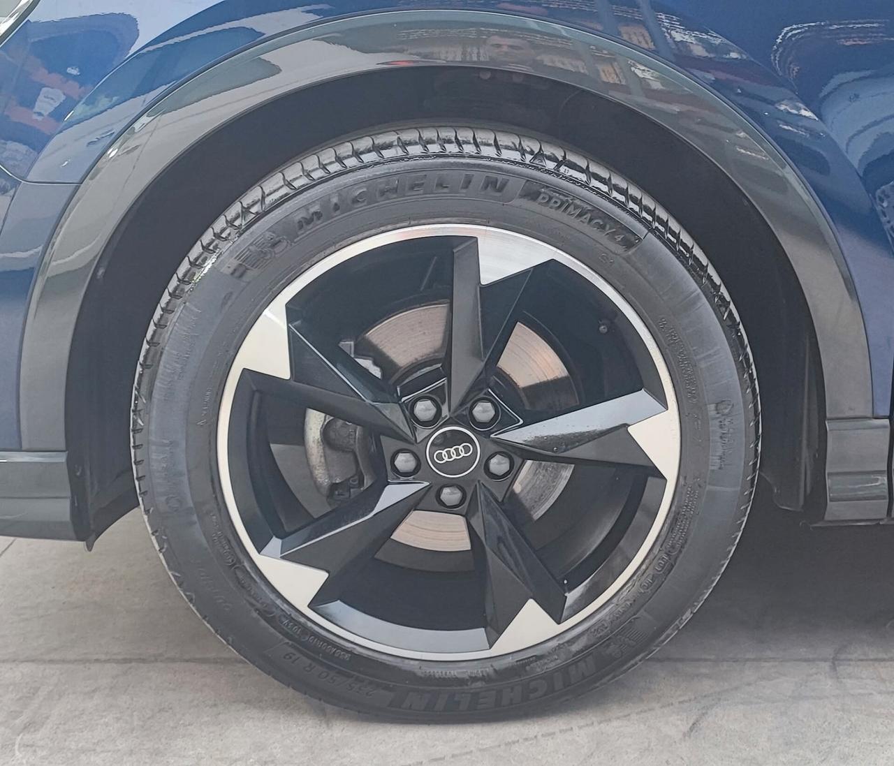 Audi Q3 SPB 35 TDI CON TETTO APRIBILE 12/2022