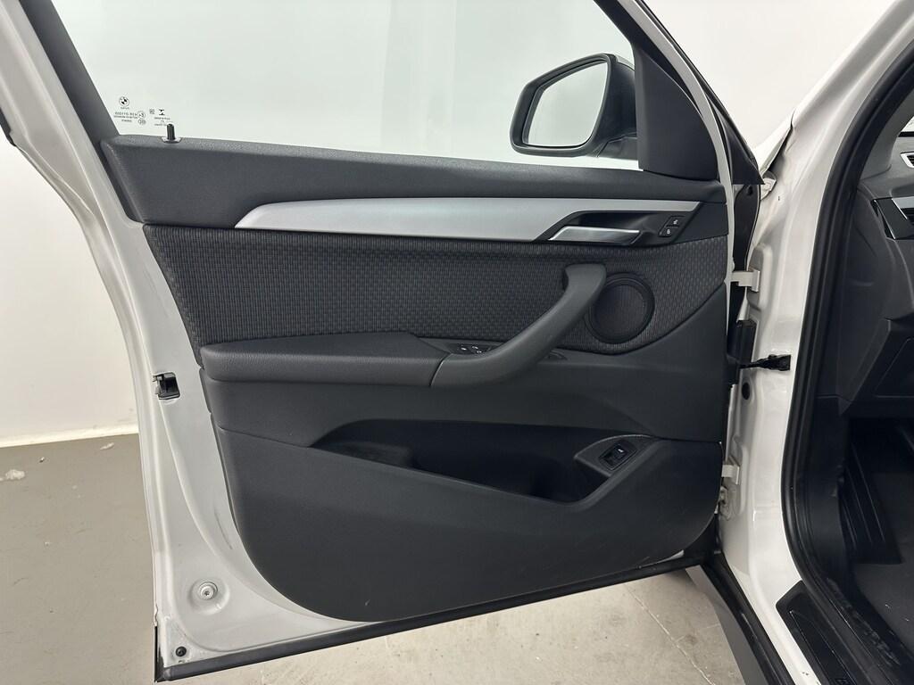 BMW X1 18 d Advantage xDrive