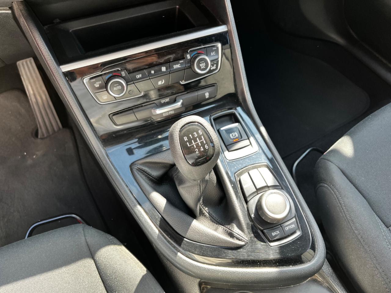 Bmw 218i Active Tourer Luxury 2019