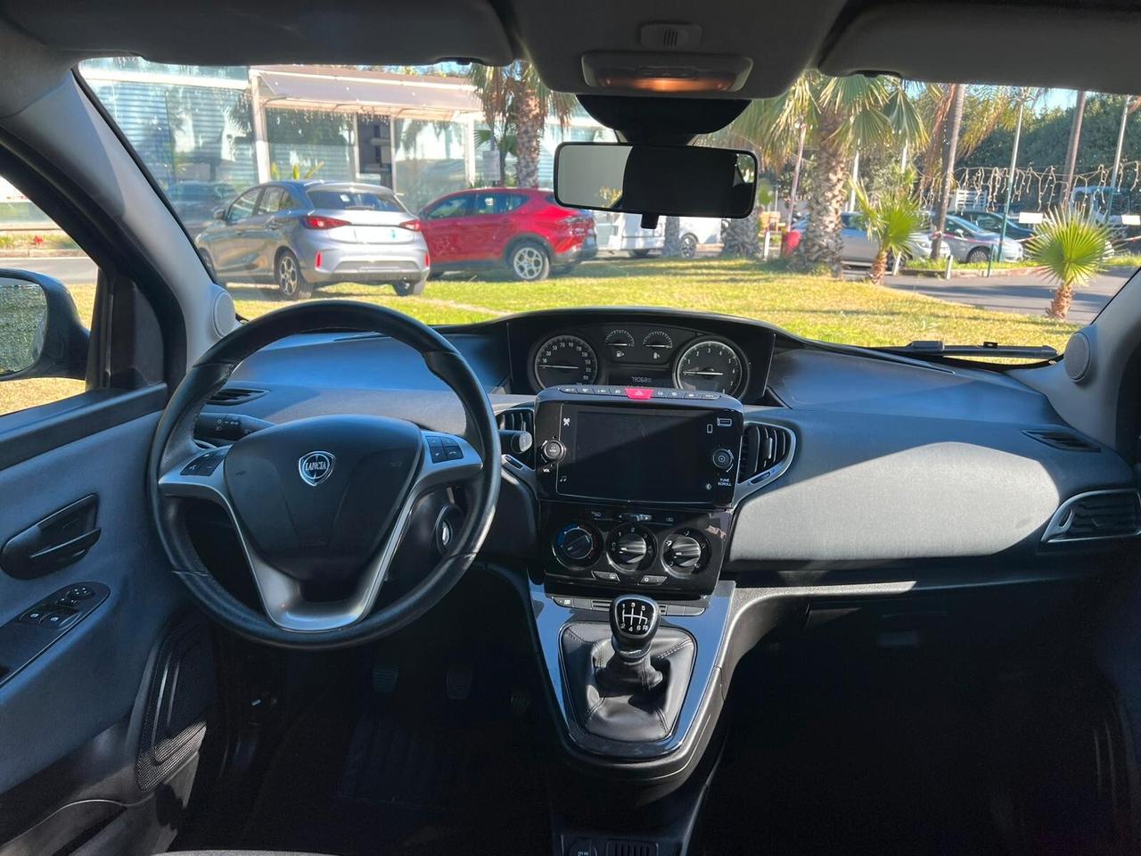 Lancia Ypsilon 1.0 Hybrid 5 porte Gold