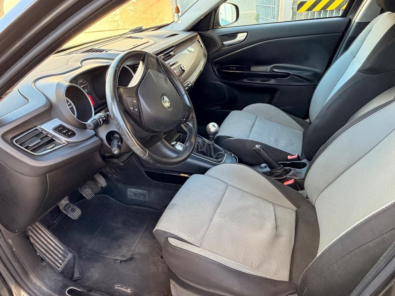 Alfa Romeo Giulietta 2.0 JTDm-2 140 CV Distinctive