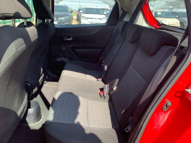 TOYOTA Yaris 1.0 5 porte Lounge