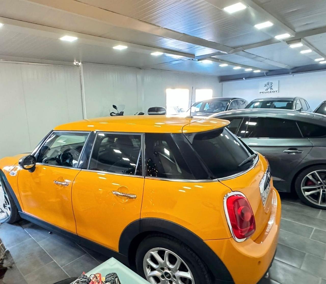 Mini Mini 1.5 Cooper D Business XL