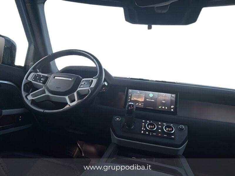 Land Rover Defender VII 2020 110 Diesel 110 3.0d i6 mhev SE awd 200cv auto