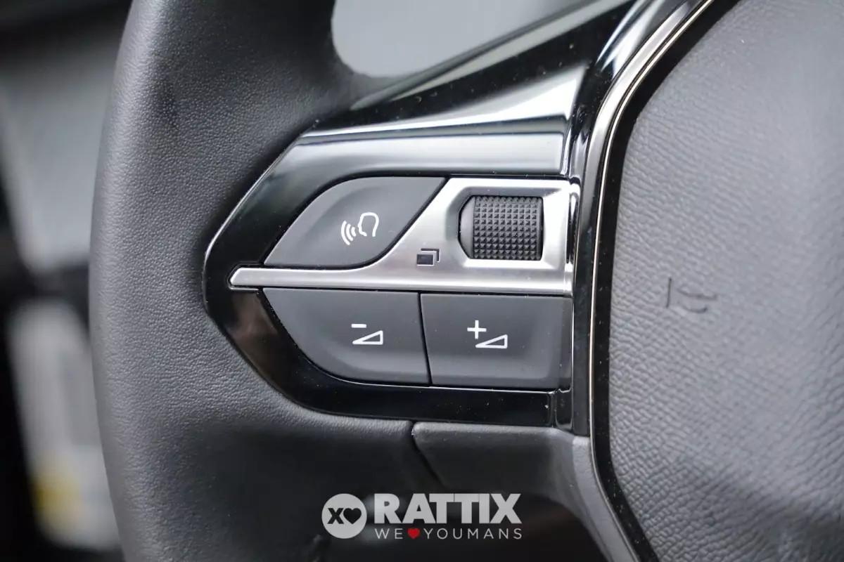 Peugeot 2008 1.2 Puretech 100CV Allure