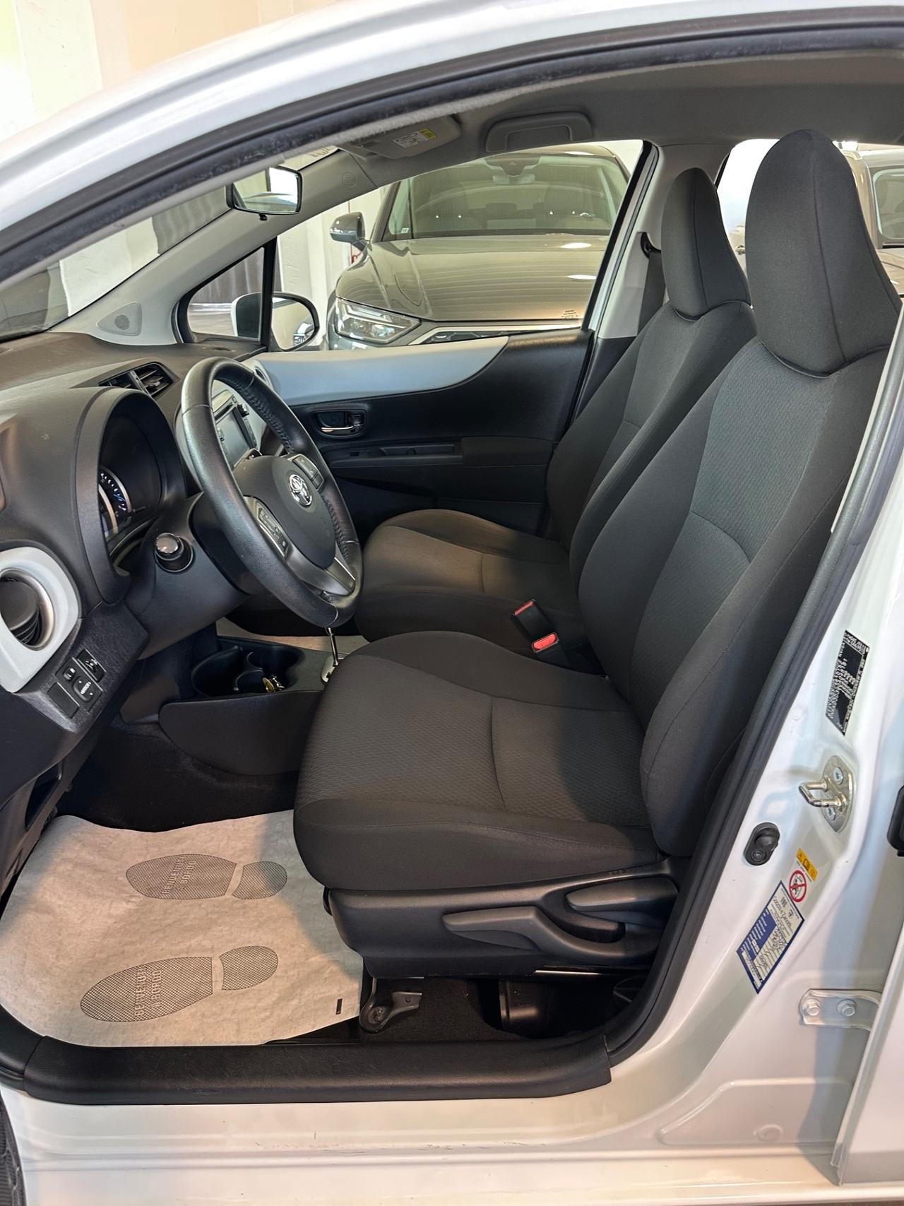 Toyota Yaris 1.5 Hybrid 5 porte Lounge Più