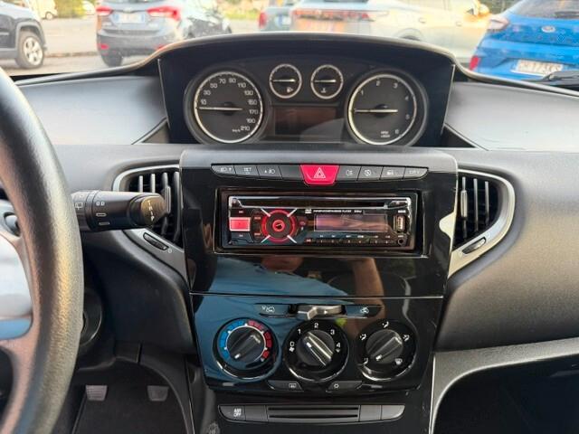 Lancia Ypsilon 1.3 MJT 16V 95 CV 5 porte S&S Elefantino