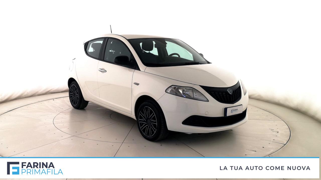 LANCIA Ypsilon III 2021 - Ypsilon 1.0 firefly hybrid Silver s&s 70cv 5p.ti