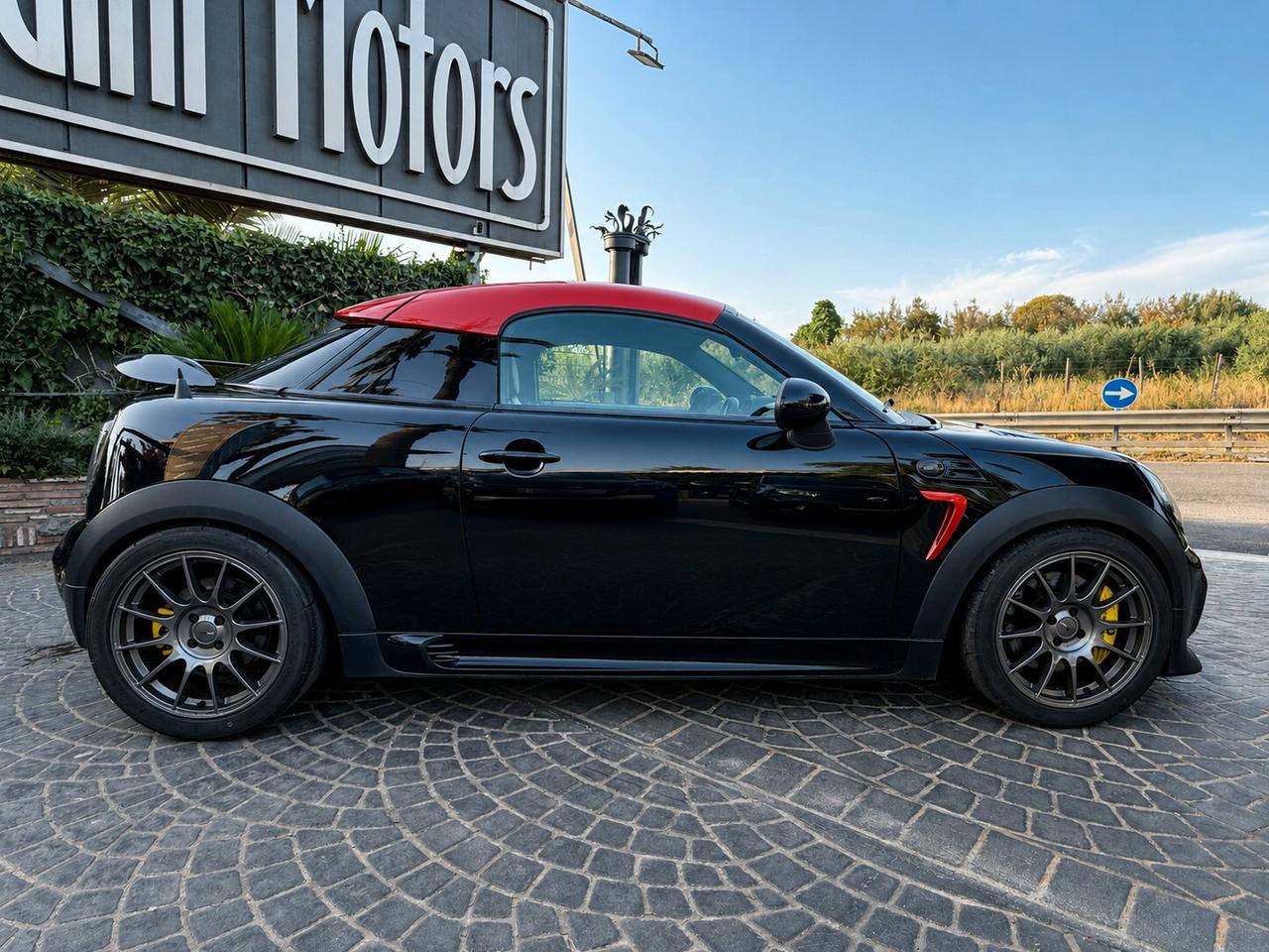 Mini John Cooper Works Coupe 1.6 Coupé elaborata
