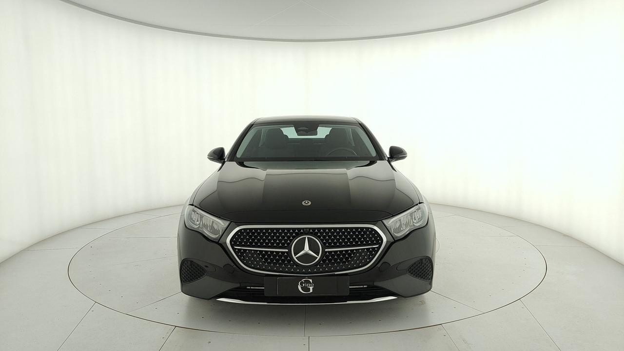 Mercedes-Benz E 200 d Advanced auto