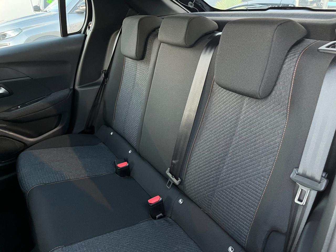 Peugeot 208 Hybrid 110 e-DCS6 Style Km0
