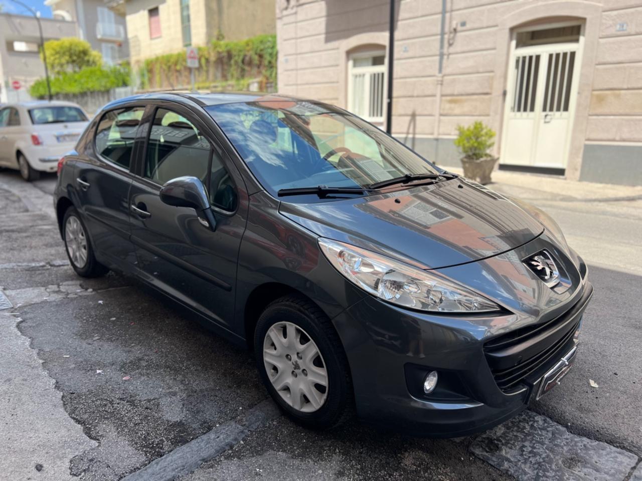 Peugeot 207 1.4 8V 75CV ECO GPL 2009