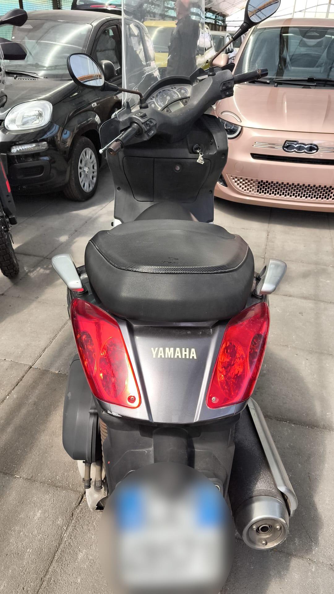Yamaha X-Max 250 del 2006 USATO