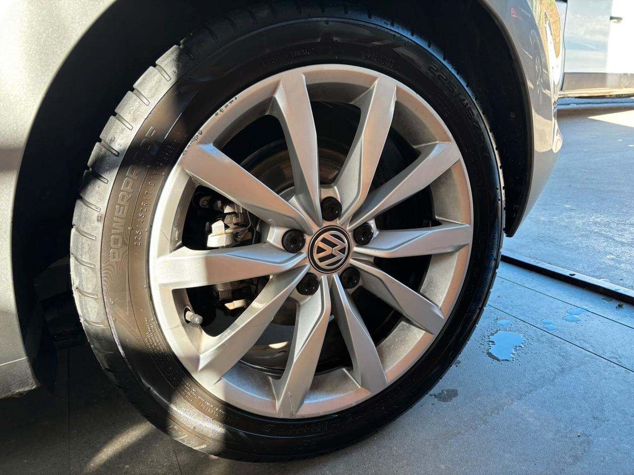 Volkswagen Golf 1.4 TSI 5p. Highline BlueMotion Technology