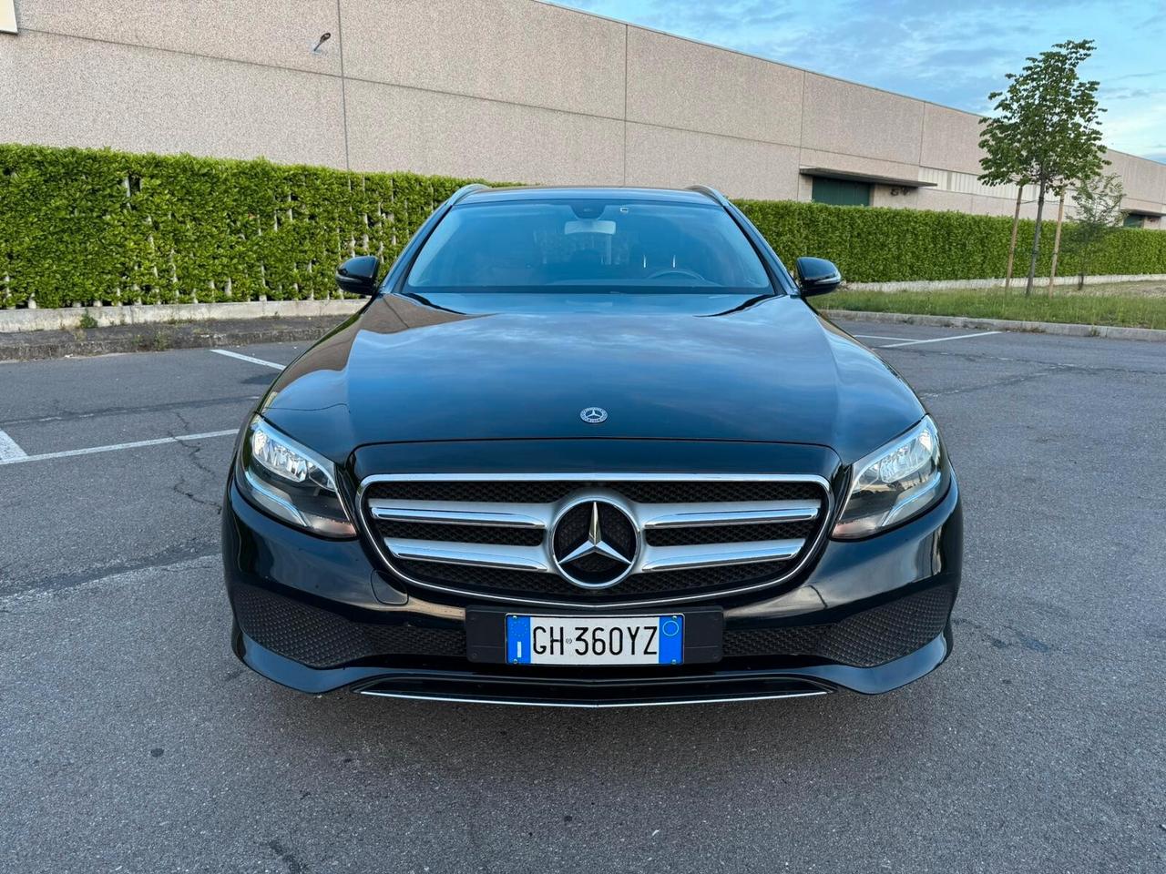 Mercedes-benz E 220 d S.W. Auto Business Sport