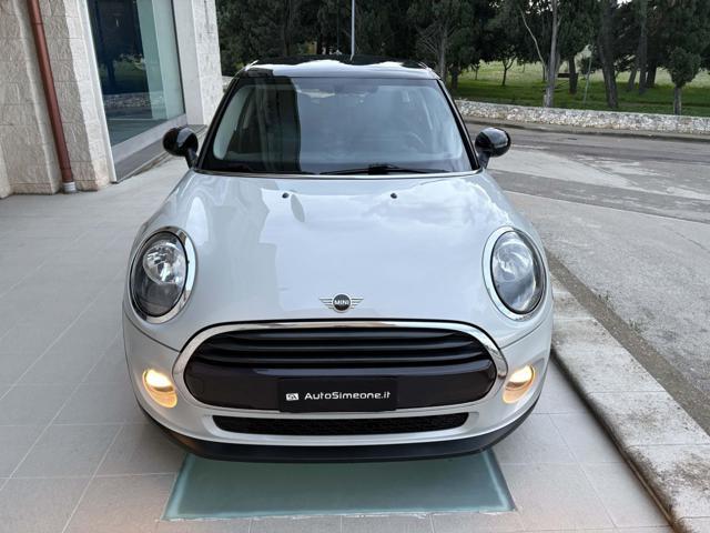 MINI Cooper D 1.5 Cooper D Business 5 porte CARPLAY