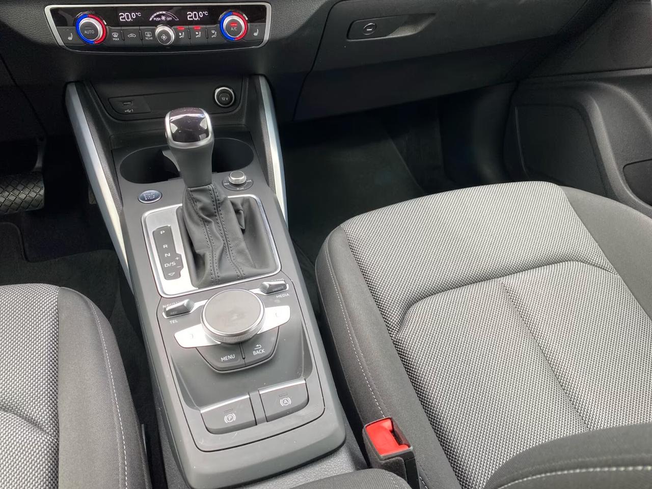 Audi Q2 advanced 35TFSI S-trc Virtual LED CAM