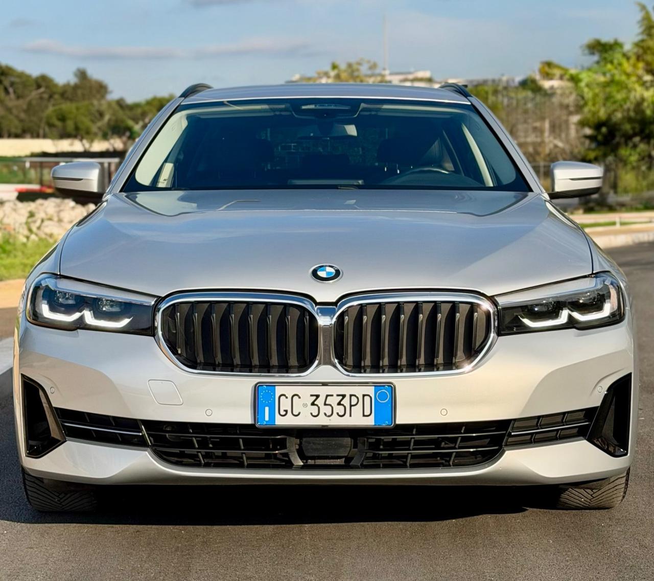 Bmw 520d Touring 190CV mhev PELLE/FUL LED