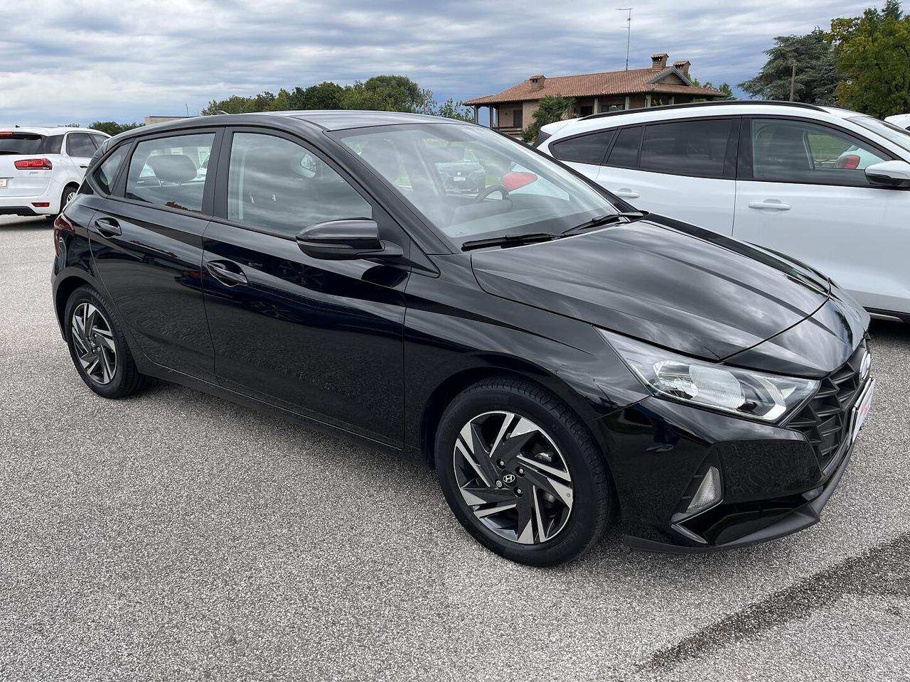 HYUNDAI I 20 1200 CC 84 CV CONNECTLINE