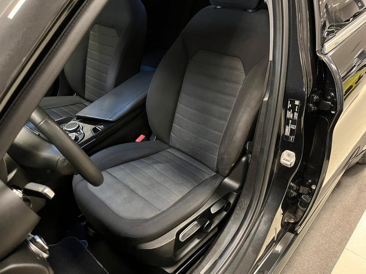 Alfa Romeo Giulia 2.2 Turbodiesel 150 CV Super
