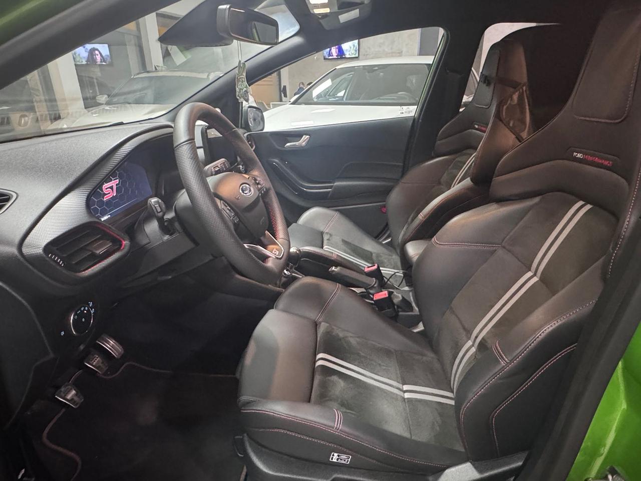 Ford Fiesta ST 1.5 EcoBoost PERFORMANCE PACK #7667