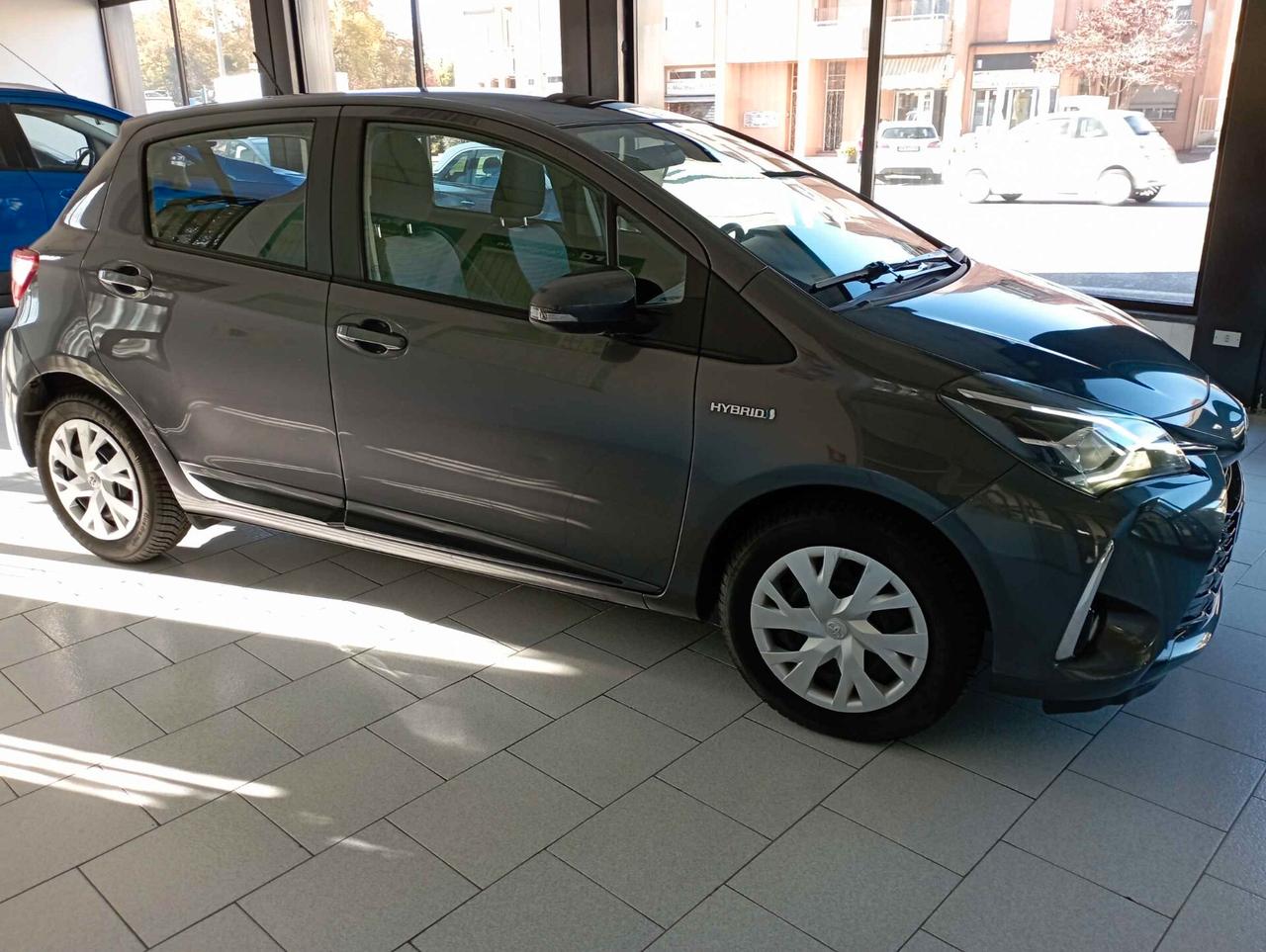 Toyota Yaris 1.5 Hybrid 5 porte Active