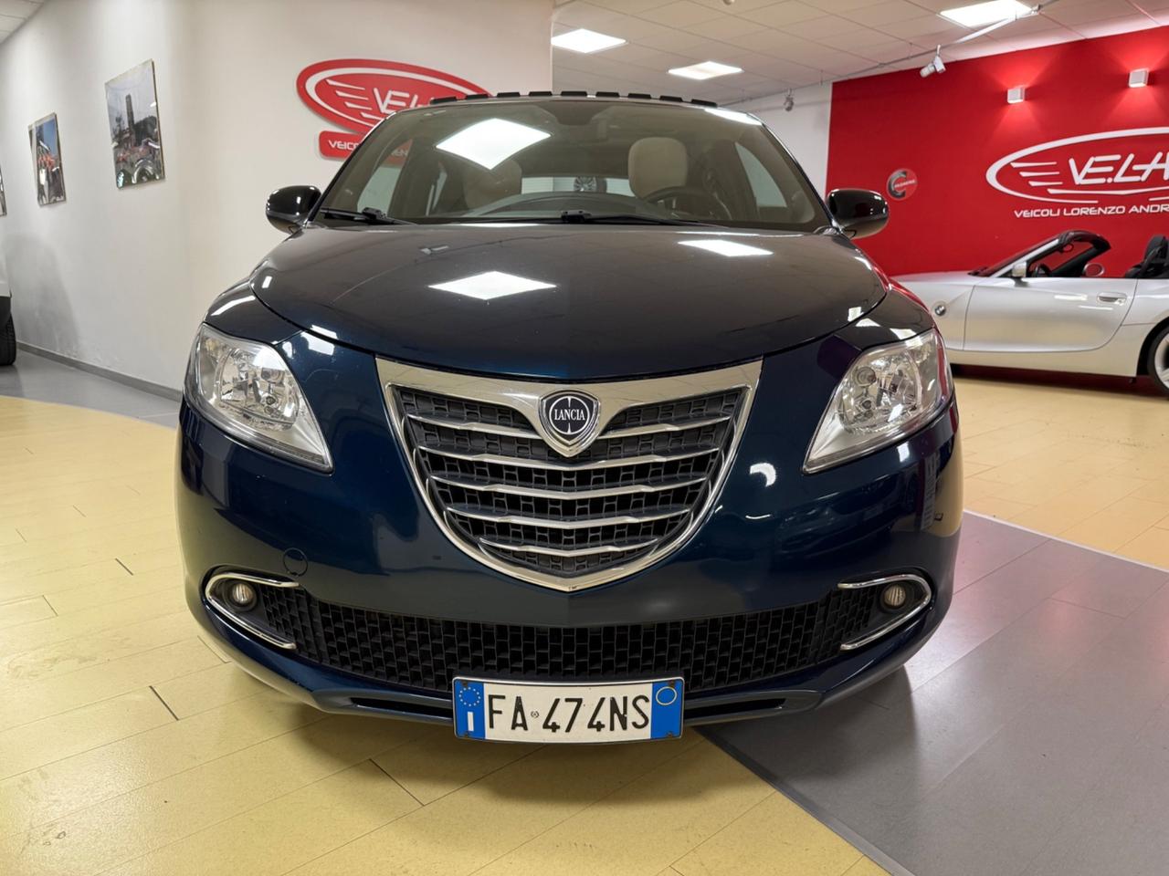 Lancia Ypsilon 1.3 MJT 30th Anniversary TETTO