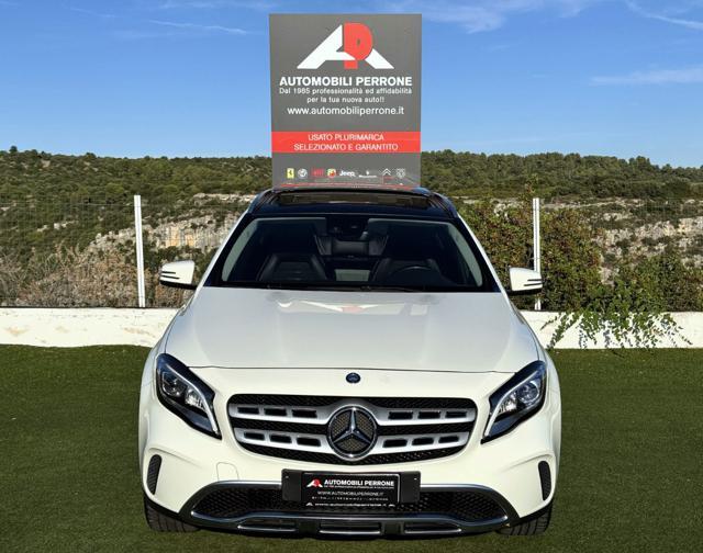 MERCEDES-BENZ GLA 180 d Automatic Sport (Tetto/Navi/Retro/Led)
