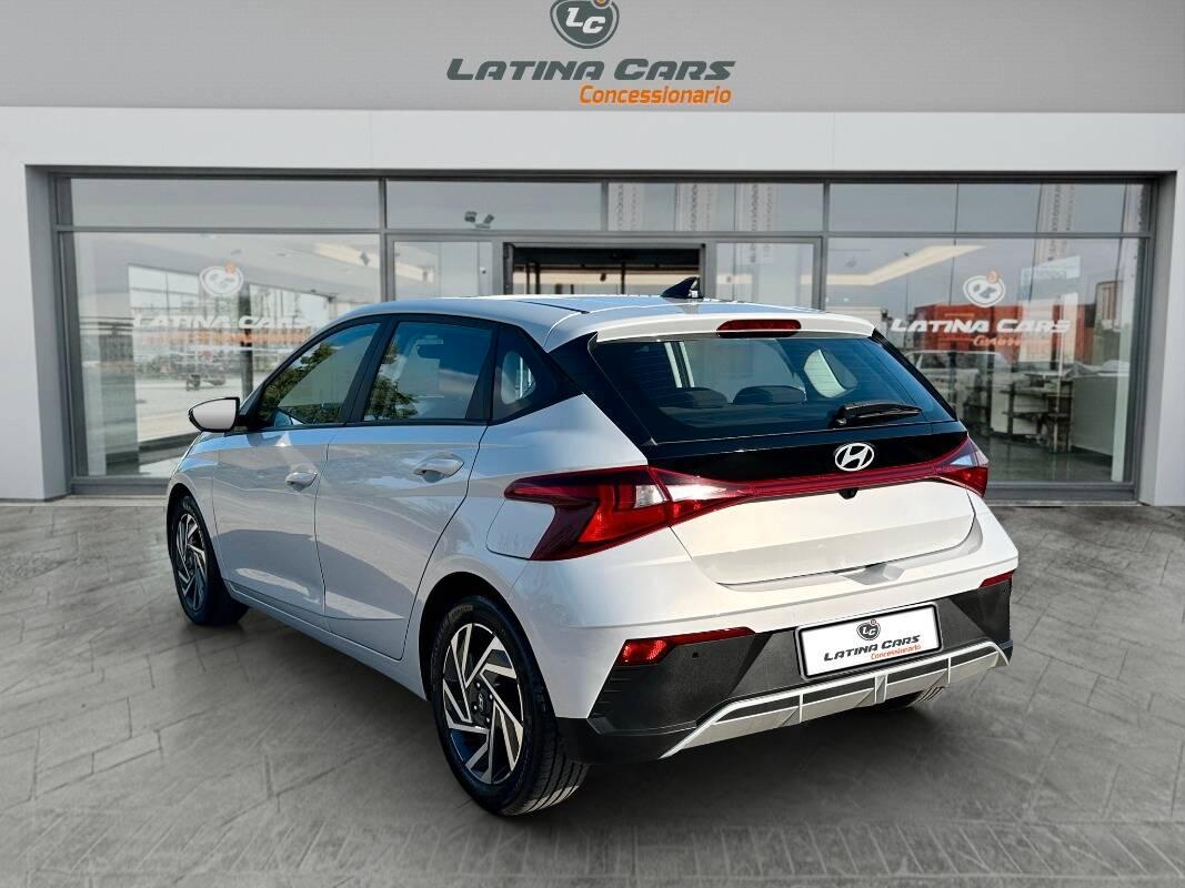 Hyundai i20 1.2 mpi Connectline 84cv CON TELECAMERA E CARPLAY