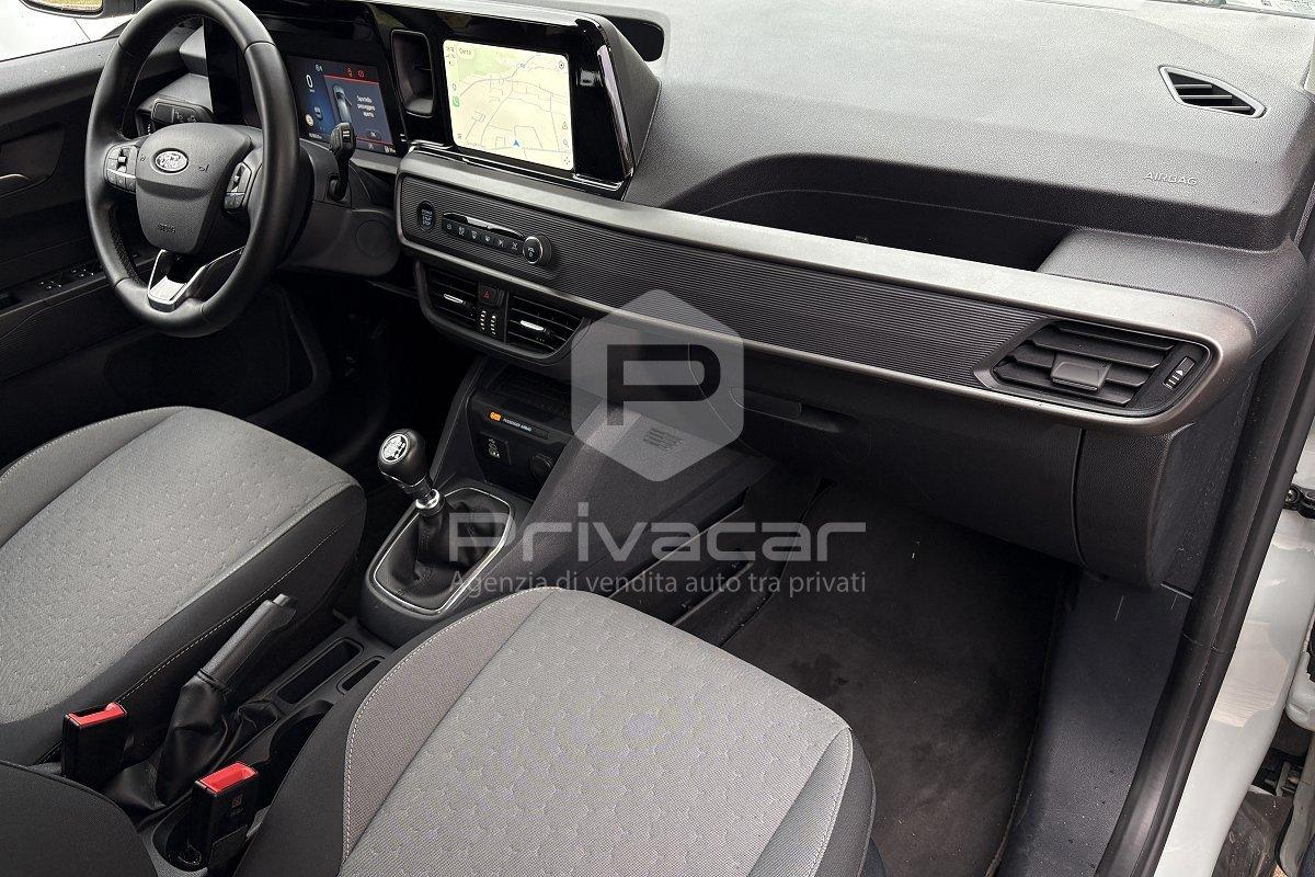FORD Tourneo Courier 1.0 EcoBoost Titanium