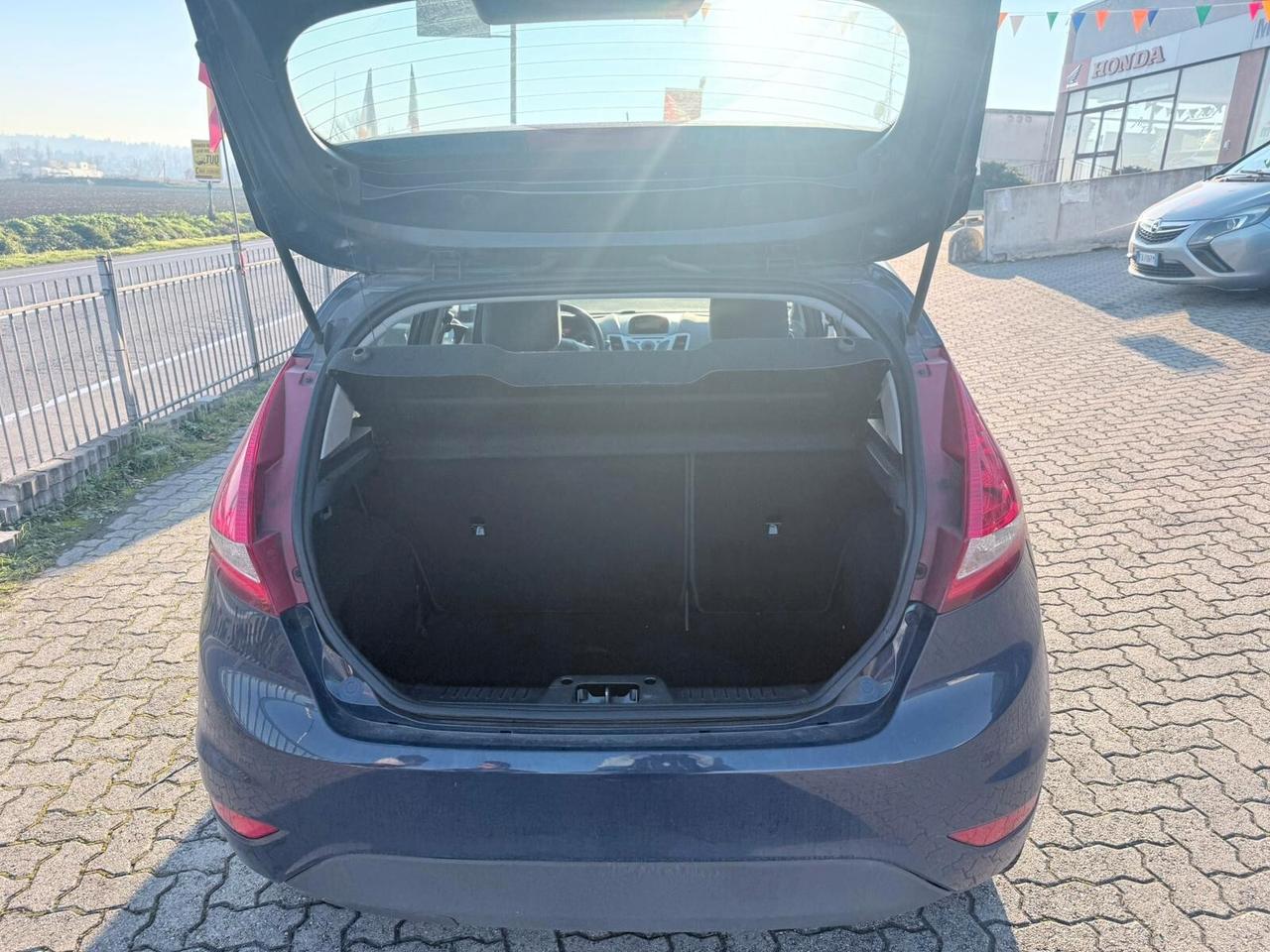 Ford Fiesta 1.2 BENZINA 2012 NEOP.