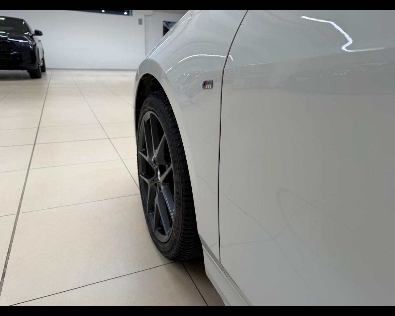 BMW Serie 1 (F40) - 118d 5p. Msport