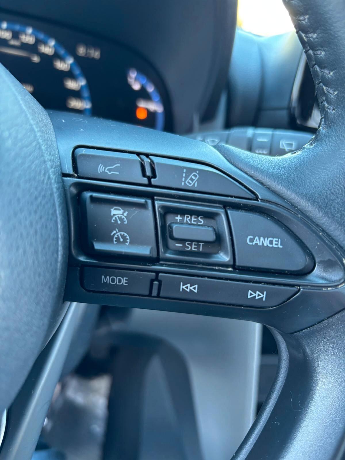 Toyota Yaris Cross 1.5 Hybrid 5p. E-CVT Business