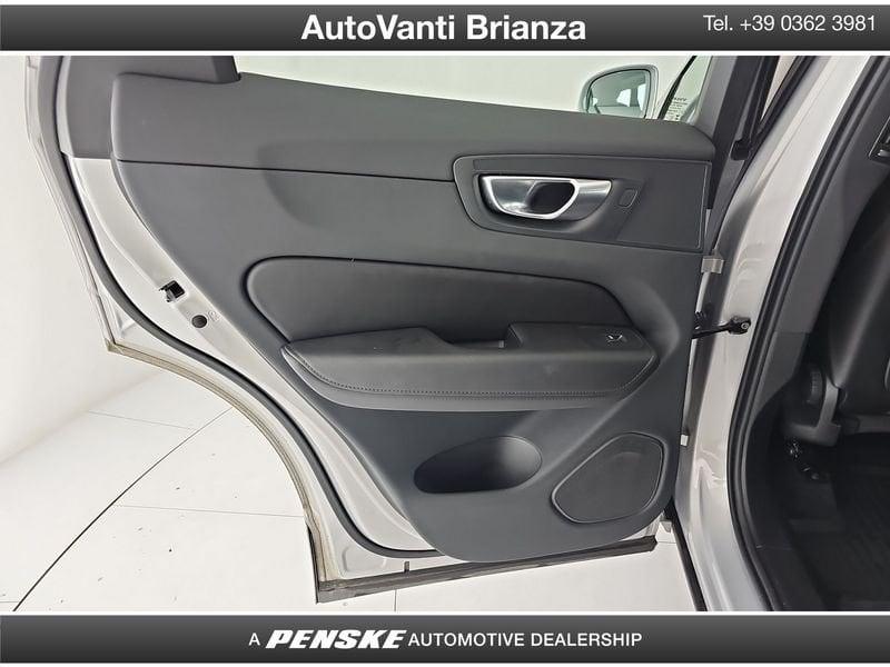 Volvo XC60 XC60 2.0 Plug-in Hybrid AWD automatico Inscription