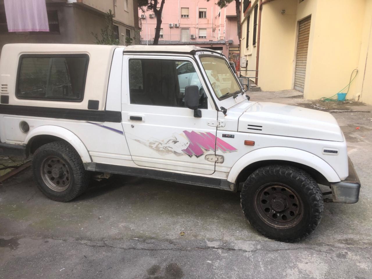 Suzuki Samurai 1.3i cat S.W. Hard top De Luxe - 1997 - - Km 96000