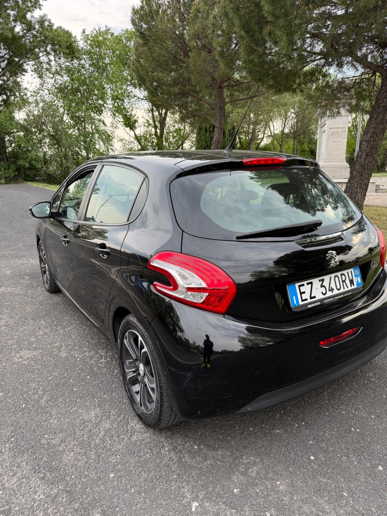 Peugeot 208 PureTech 82 5 porte Access