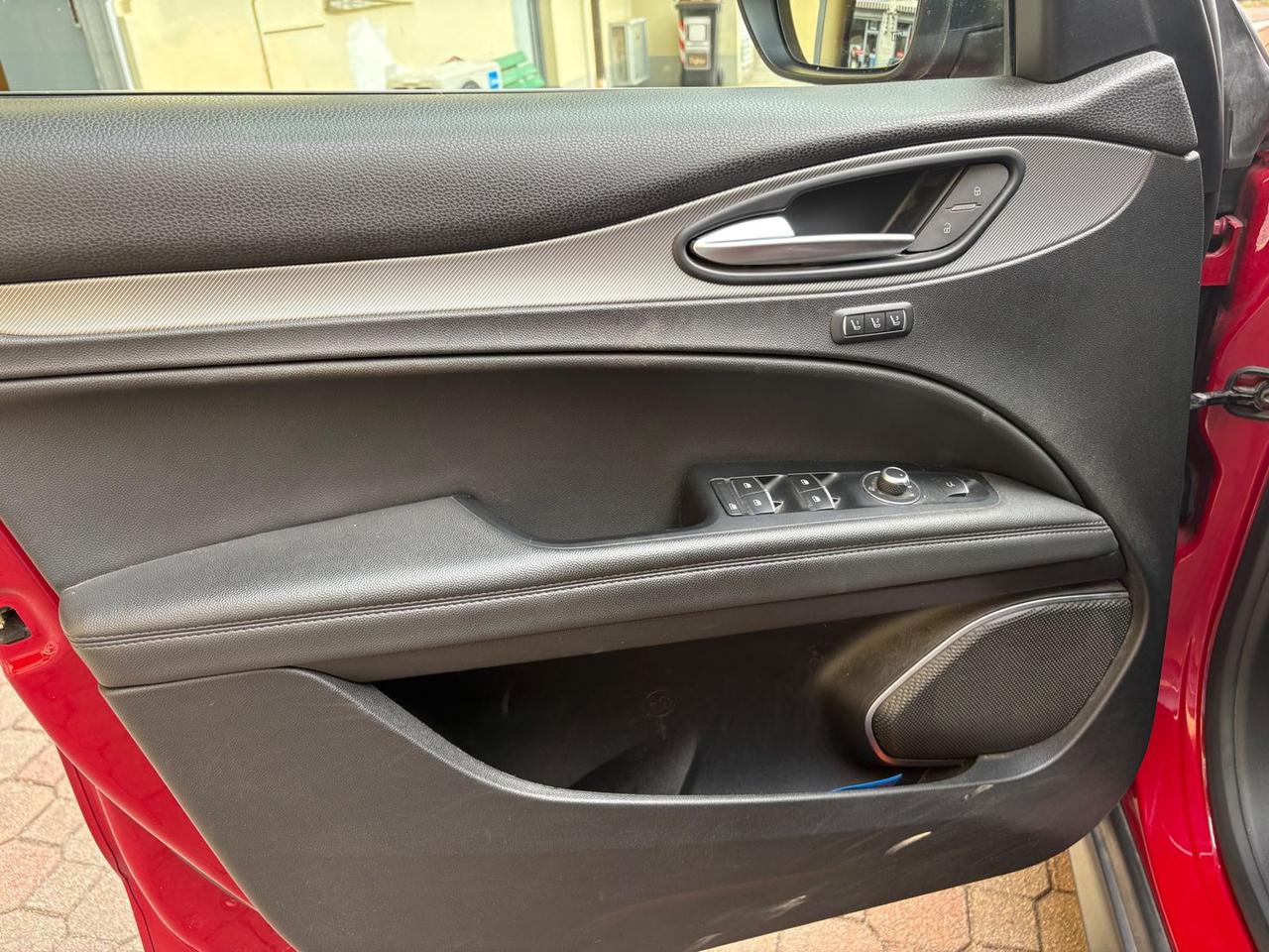 Alfa Romeo Stelvio 2.0 t Super Q4 20 #7167