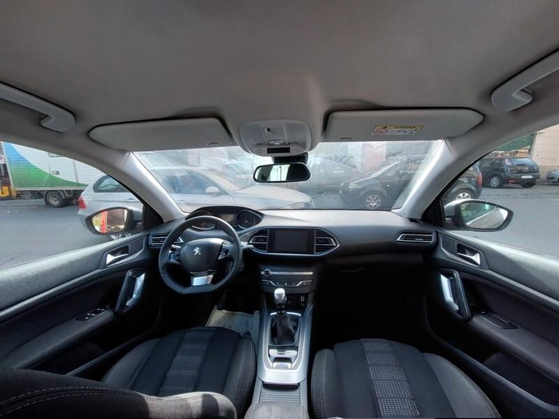 Peugeot 308 BlueHDi 120 S&S Allure